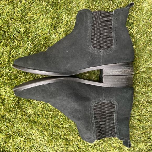 Tom’s Ella Suede Leather Chelsea Style Slip On Low Heel Ankle Boots Black sz 10 - Picture 3 of 7